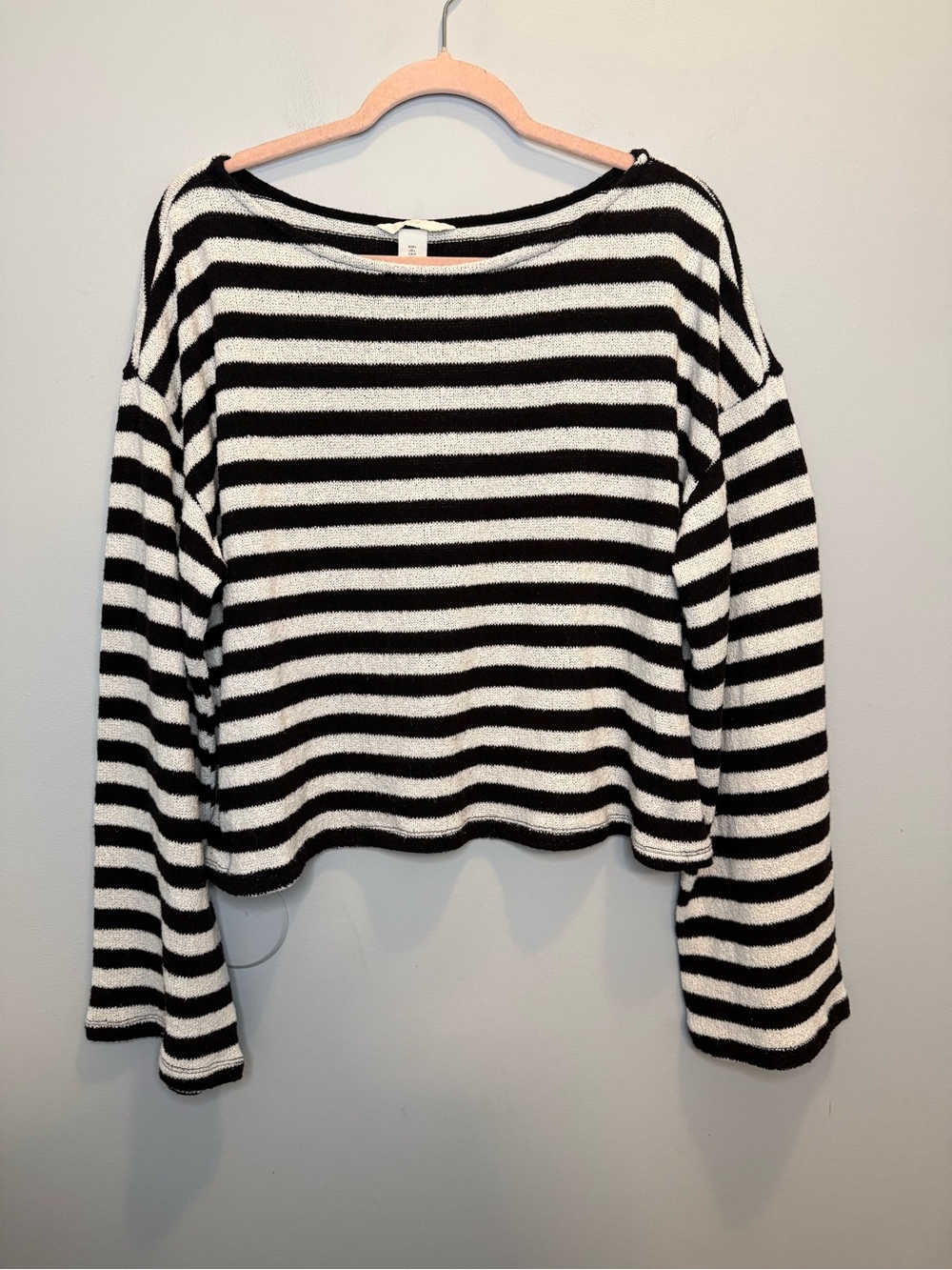 H&M Black & White Striped Boxy Knit Cropped Sweater Size Large